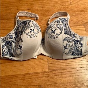 40 DDD bra by cacique lightly worn